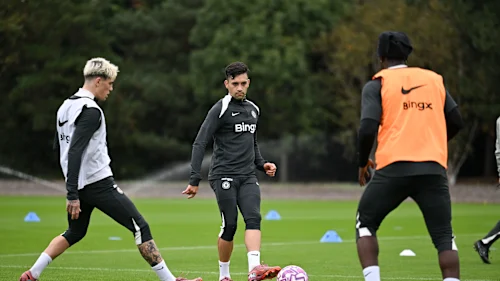 官方认证！力压金童帕尔默！斯坦福桥新王加冕，他一场比赛踢出了后卫、后腰和前锋三种