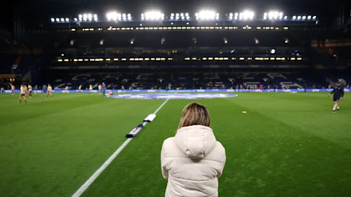 难怪他被蓝军铭记！独家对话传奇射手凯里·迪克森：193粒进球背后的激情岁月