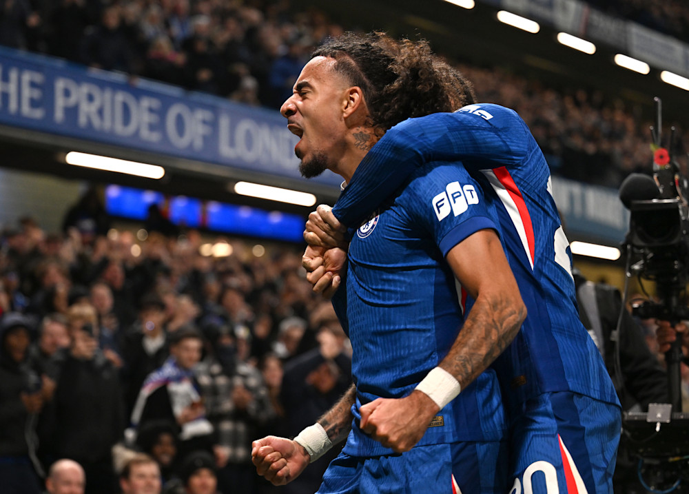 切尔西迎双重利好！核心帕尔默宣告满血复活，铁腰凯塞多解禁复出