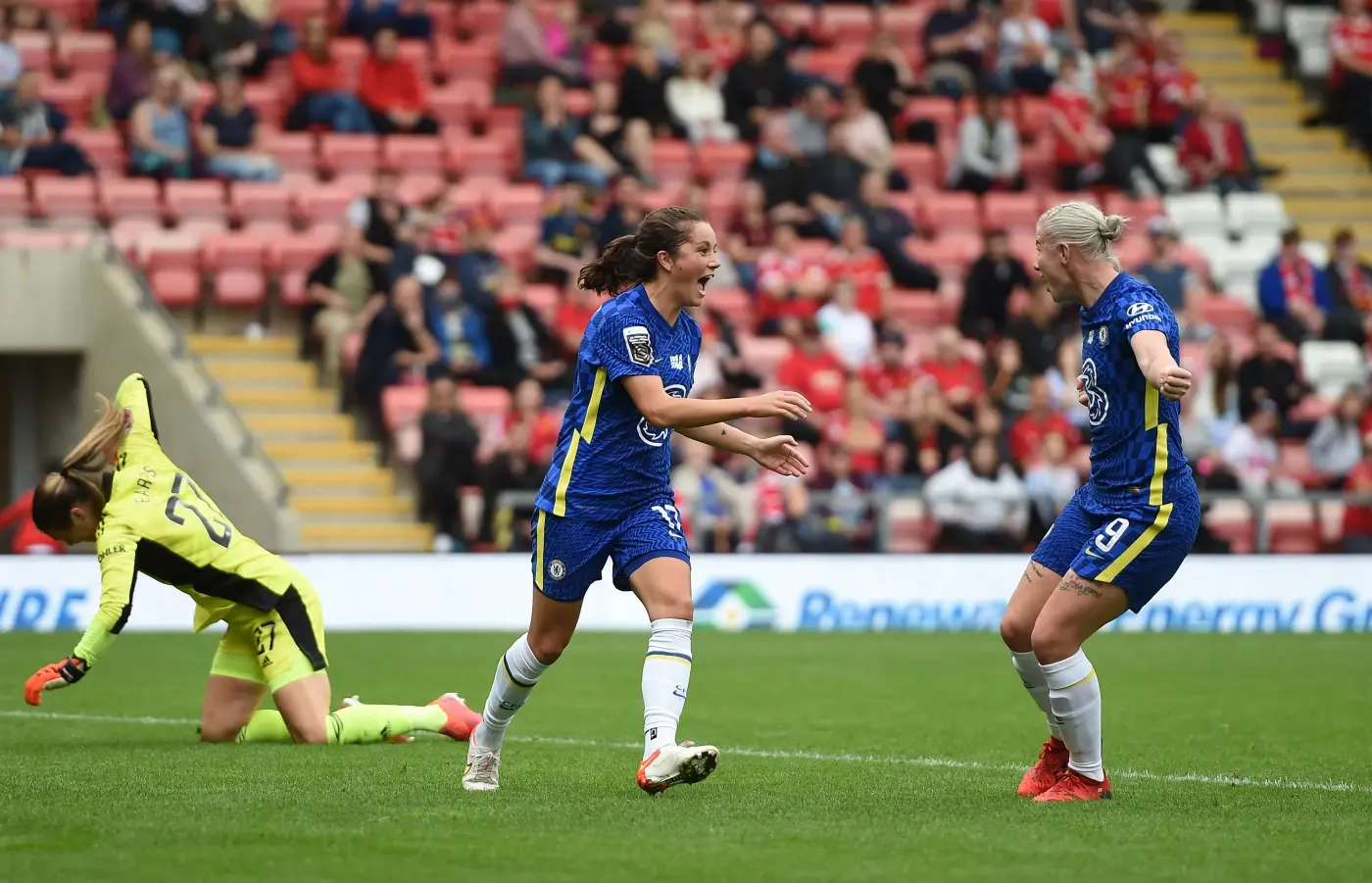 切尔西决战伯恩茅斯前最后一练：福法纳有望复出，帕尔默领衔众将状态爆棚！